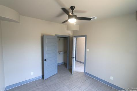 1186 Us Highway 181 Floresville TX 78114