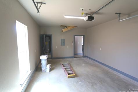 1186 Us Highway 181 Floresville TX 78114