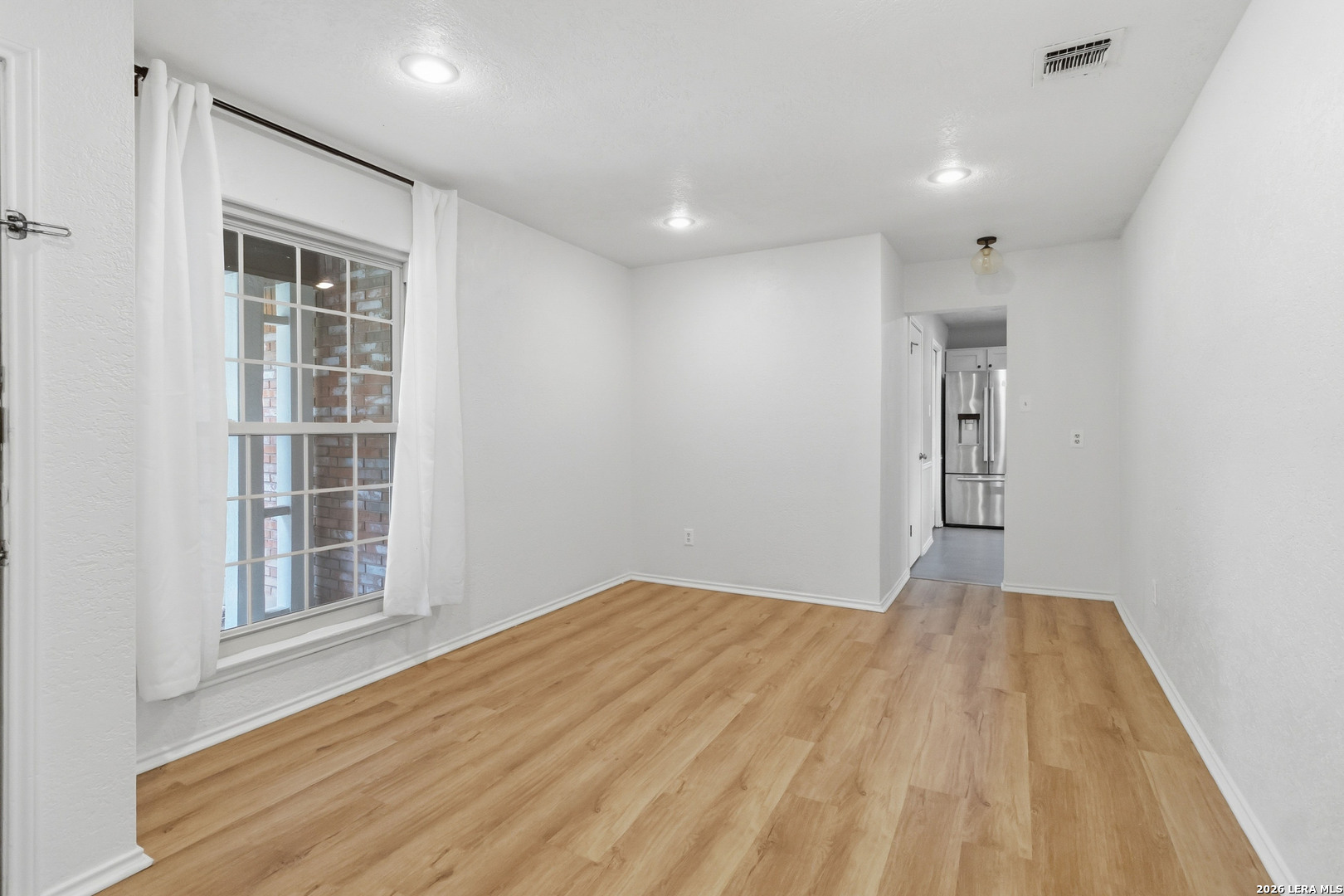 1718 Forest Spring Converse TX 78232