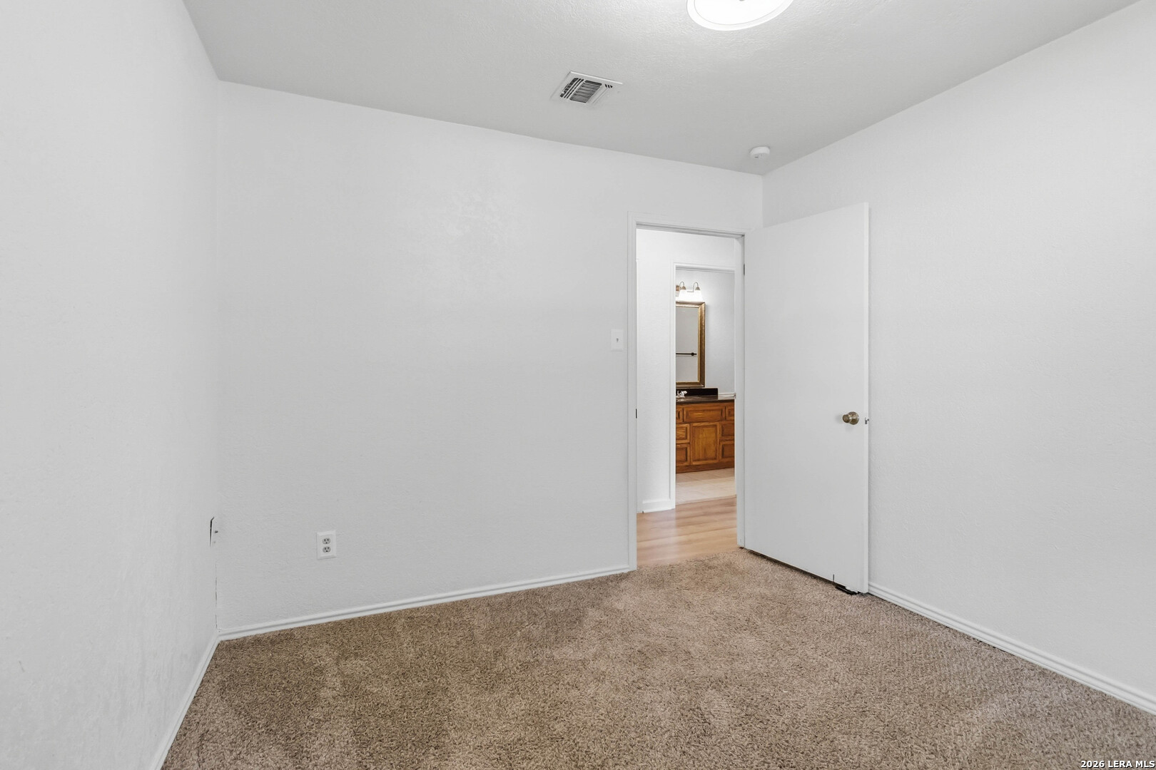 1718 Forest Spring Converse TX 78232