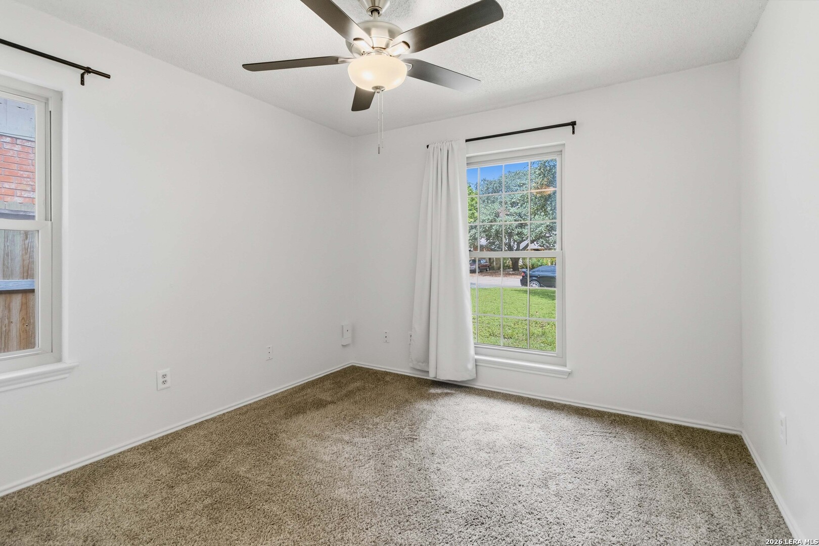 1718 Forest Spring Converse TX 78232