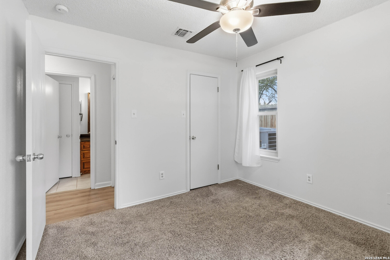 1718 Forest Spring Converse TX 78232