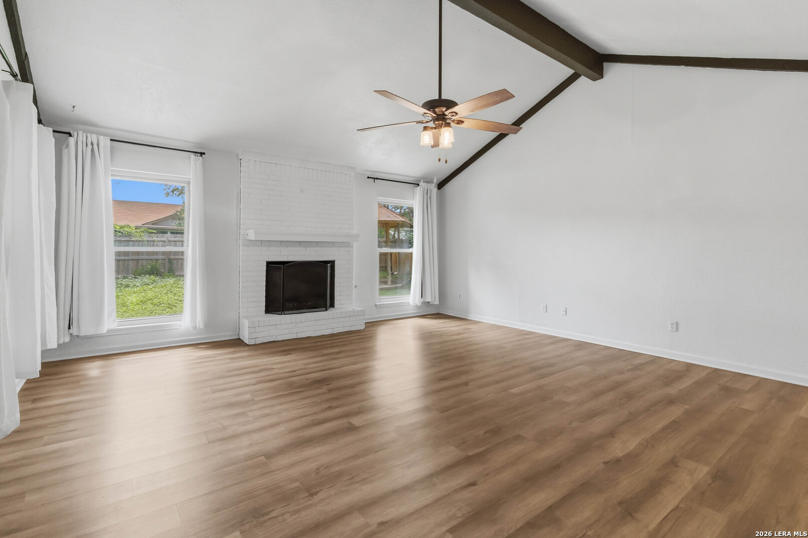 1718 Forest Spring Converse TX 78232