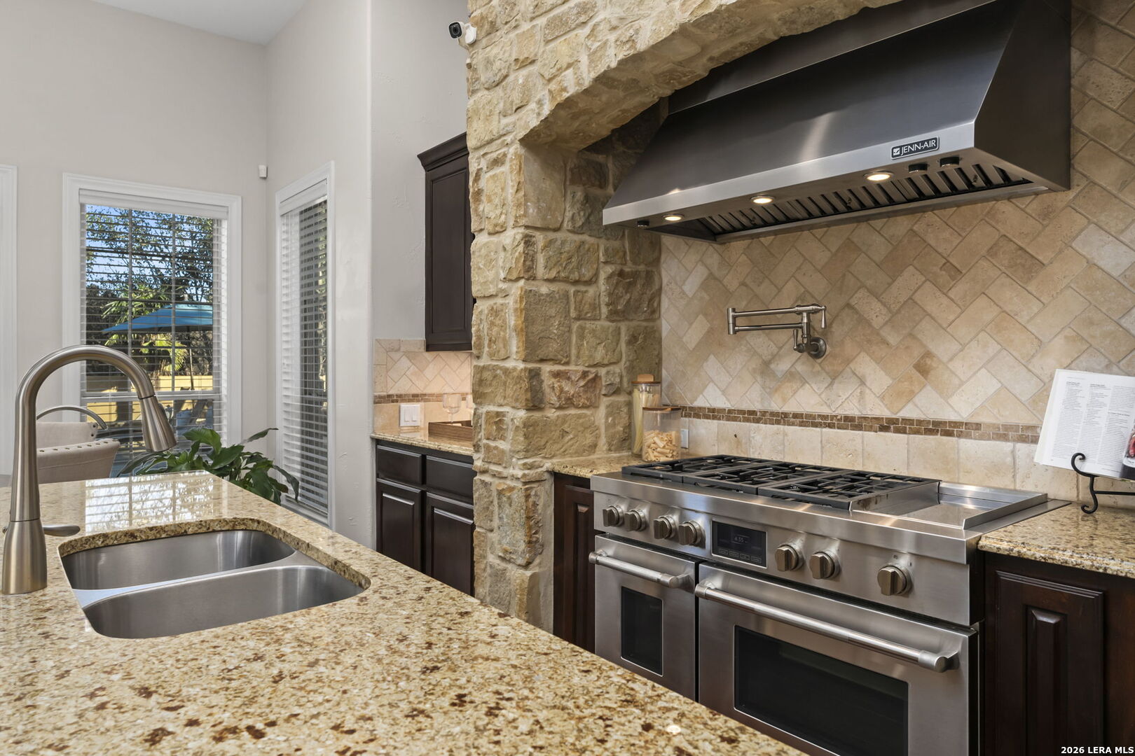 3827 Luz Del Faro San Antonio TX 78261