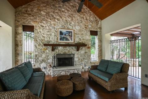 207 Enclave Circle Horseshoe Bay TX 78657