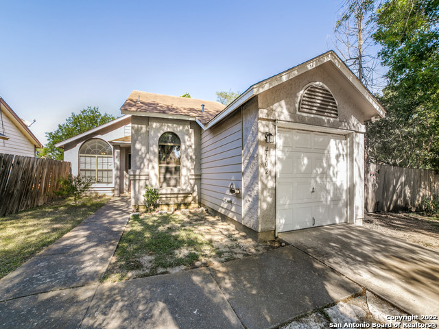 4102 Hunters Sun Drive San Antonio TX 78244