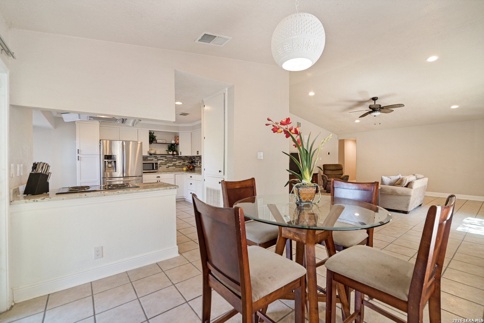10407 Country Bluff San Antonio TX 78240