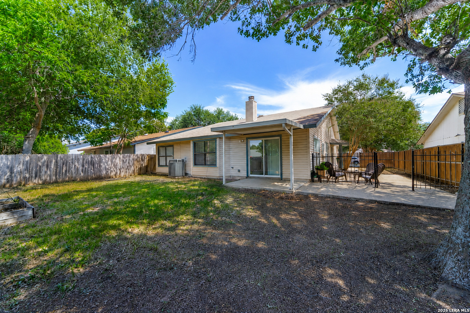 10407 Country Bluff San Antonio TX 78240