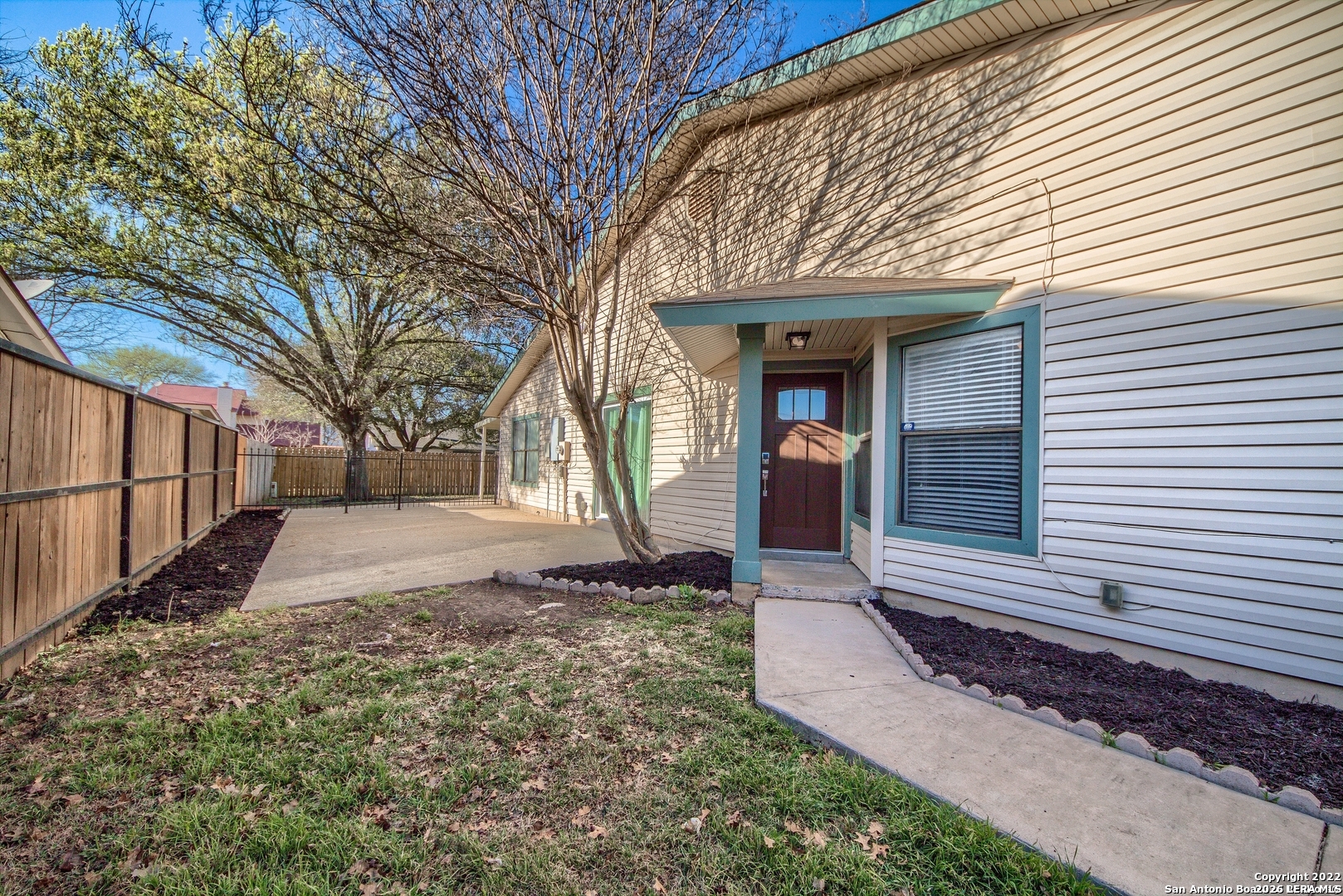 10407 Country Bluff San Antonio TX 78240