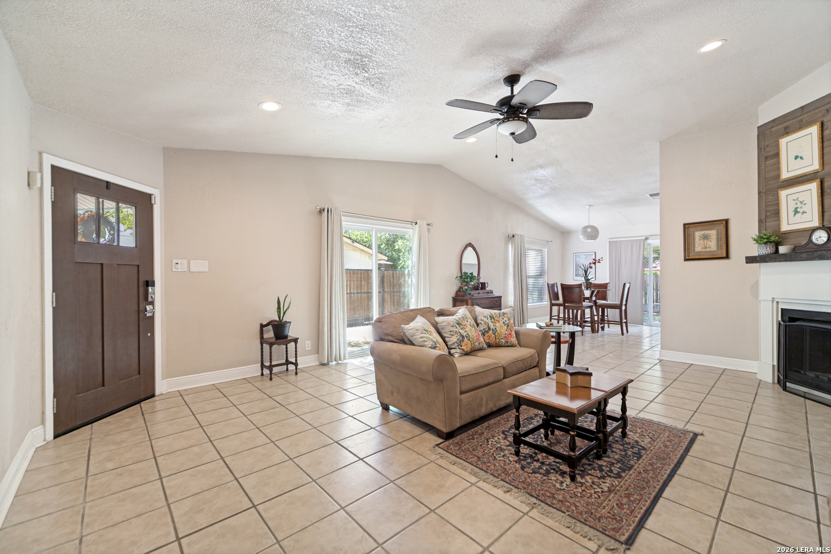 10407 Country Bluff San Antonio TX 78240