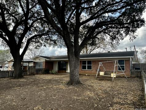 219 Goodhue San Antonio TX 78218