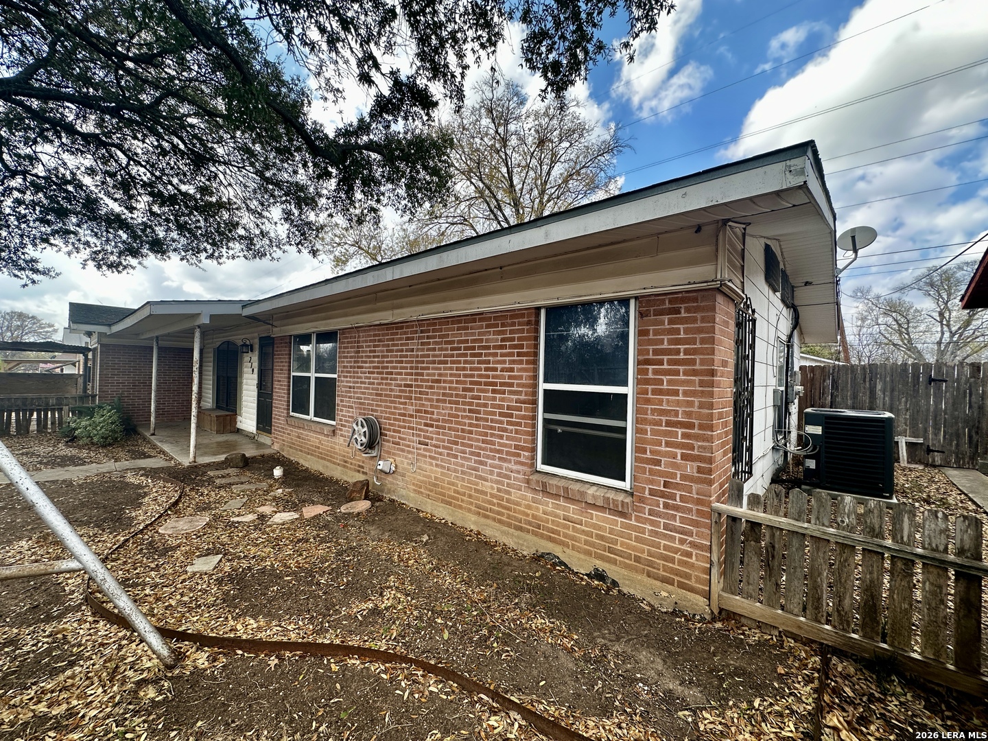 219 Goodhue San Antonio TX 78218