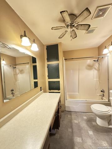 219 Goodhue San Antonio TX 78218