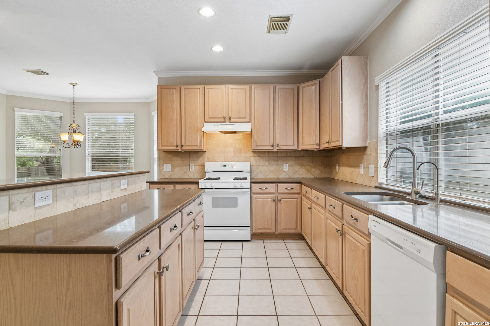 6318 Jade Glen San Antonio TX 78249