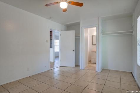 5434 Plumtree Drive San Antonio TX 78225