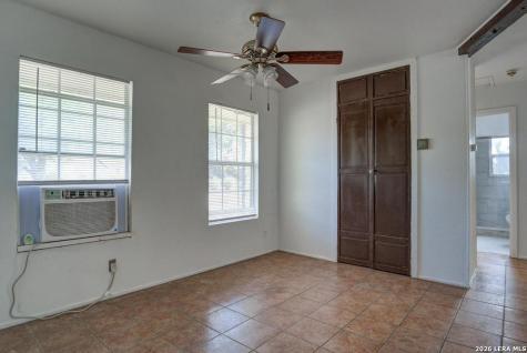 5434 Plumtree Drive San Antonio TX 78225