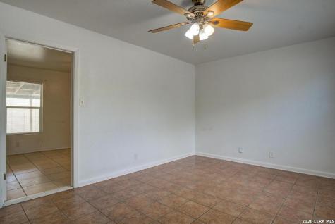 5434 Plumtree Drive San Antonio TX 78225