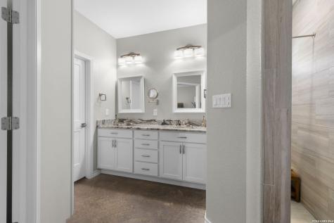 221 Sandy Mountain Sunrise Beach TX 78643