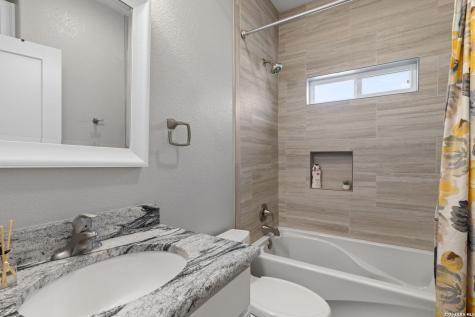 221 Sandy Mountain Sunrise Beach TX 78643