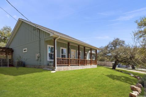 221 Sandy Mountain Sunrise Beach TX 78643