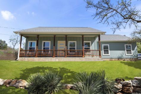 221 Sandy Mountain Sunrise Beach TX 78643