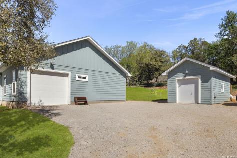 221 Sandy Mountain Sunrise Beach TX 78643
