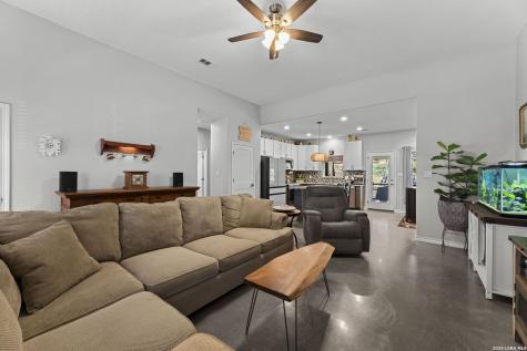 221 Sandy Mountain Sunrise Beach TX 78643
