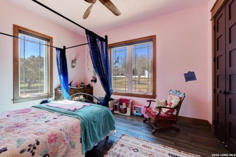 13944 Fm 32 Fischer (comal) TX 78623