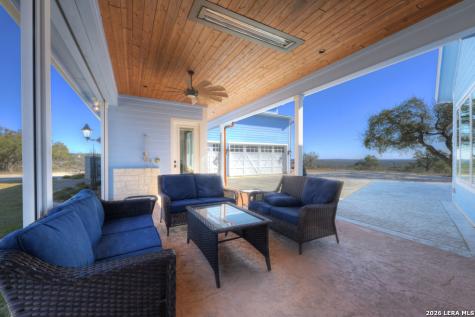 13944 Fm 32 Fischer (comal) TX 78623