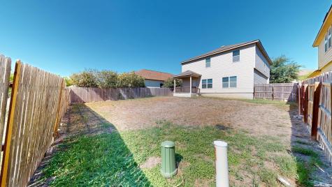 6814 Puente Fields Converse TX 78109