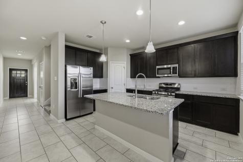 1522 Stony Island San Antonio TX 78245