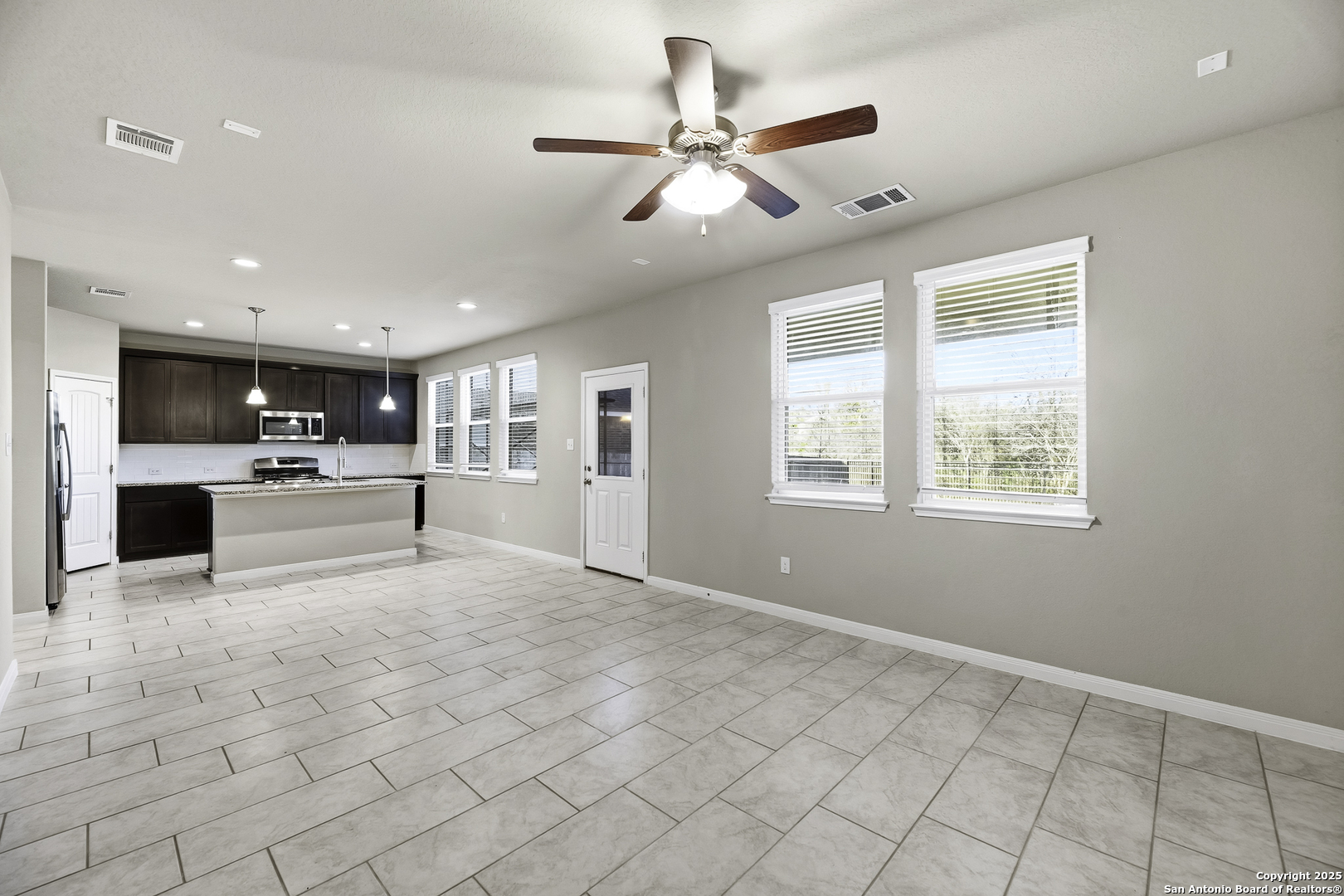 1522 Stony Island San Antonio TX 78245