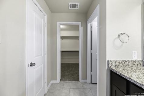 1522 Stony Island San Antonio TX 78245