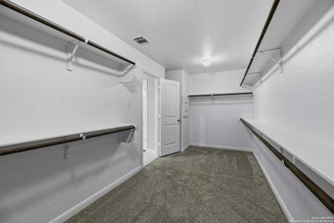 1522 Stony Island San Antonio TX 78245