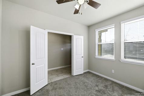 1522 Stony Island San Antonio TX 78245