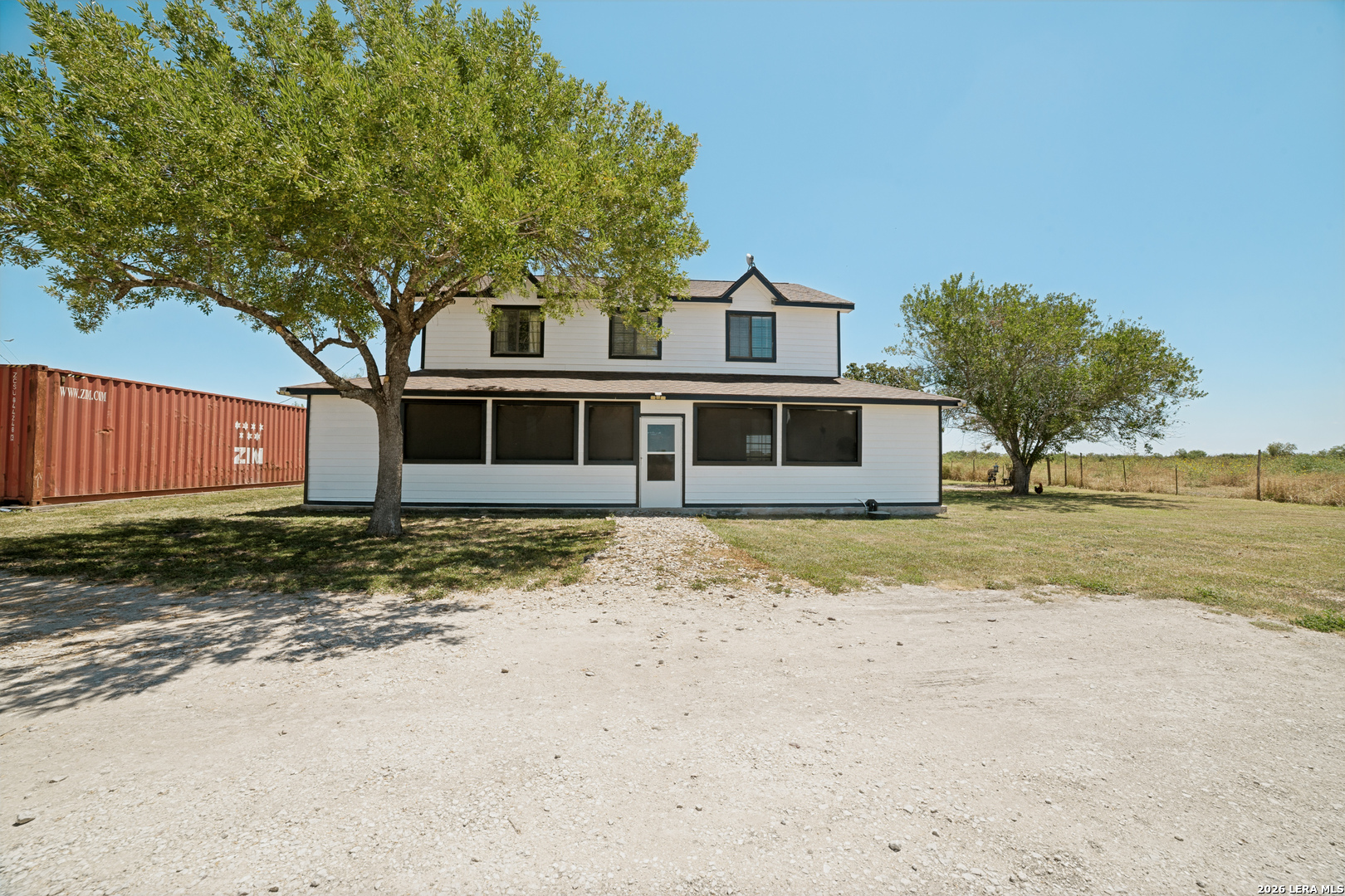 471 County Road 467 Hondo TX 78861