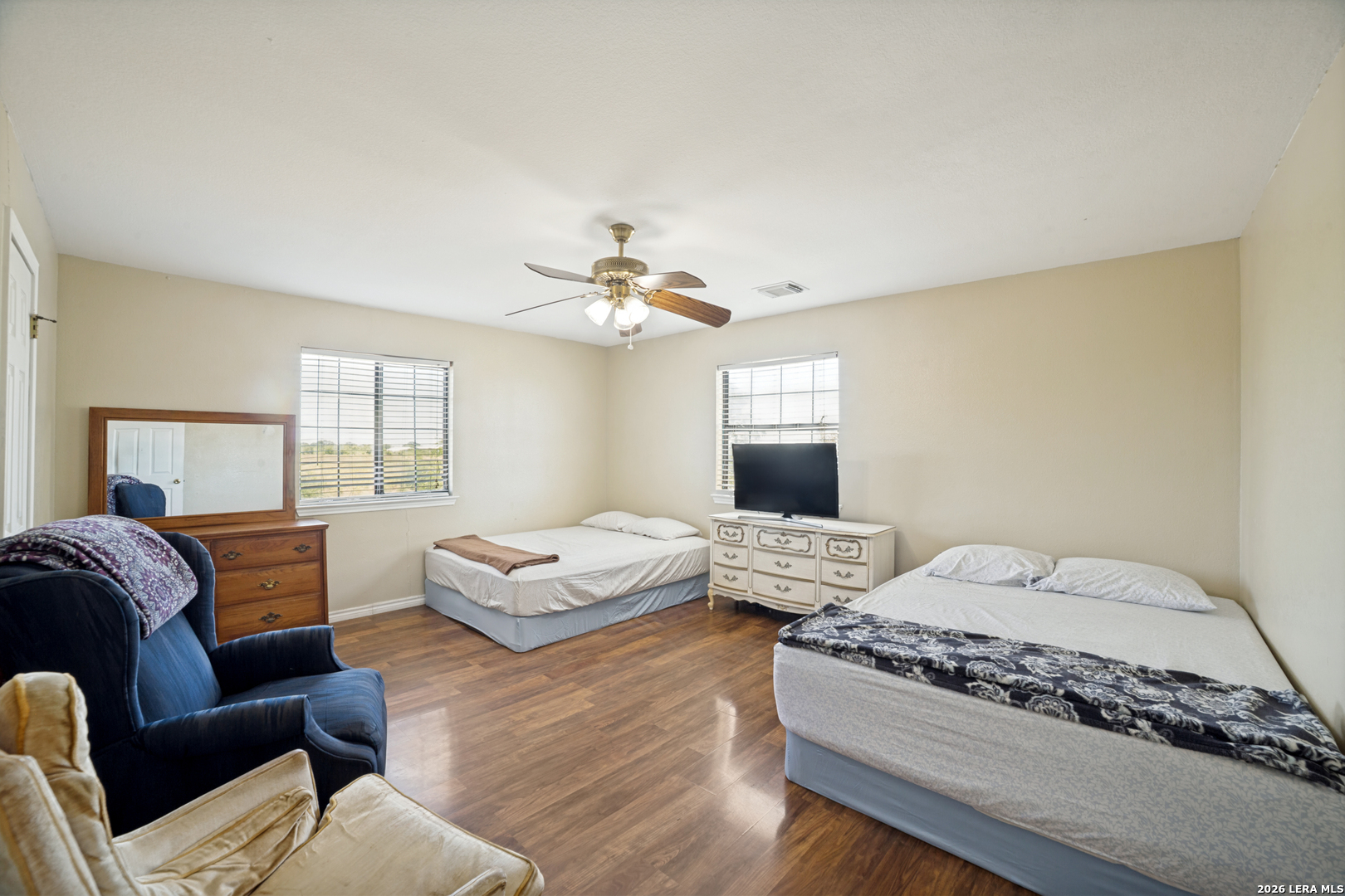 471 County Road 467 Hondo TX 78861