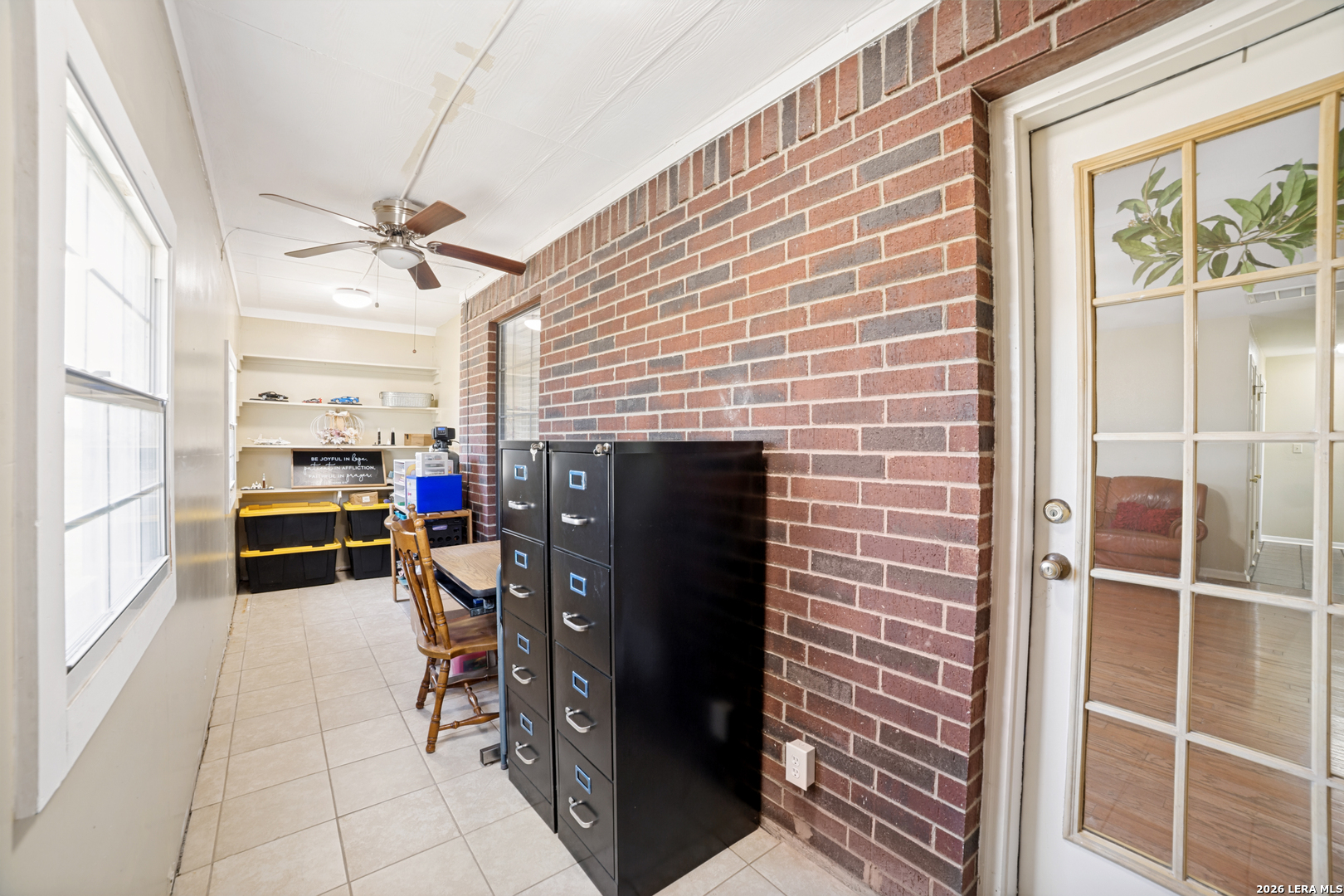 471 County Road 467 Hondo TX 78861