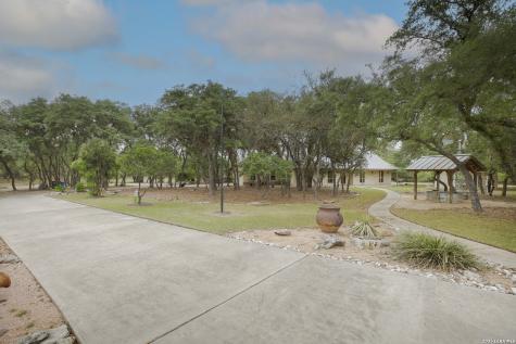 309 Lost Oaks Drive Boerne TX 78006