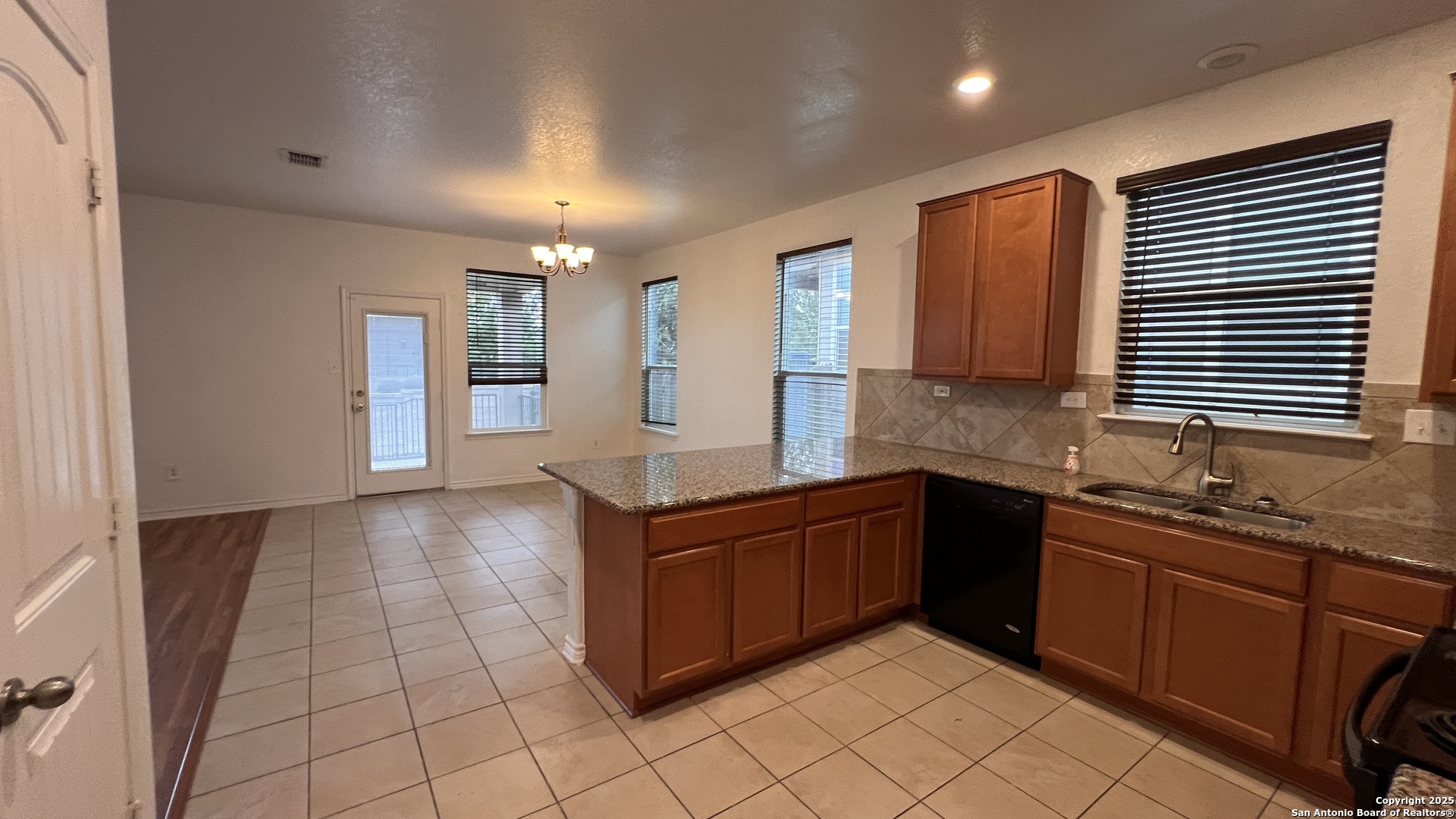 2027 Ares Cove San Antonio TX 78245