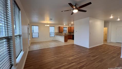 2027 Ares Cove San Antonio TX 78245