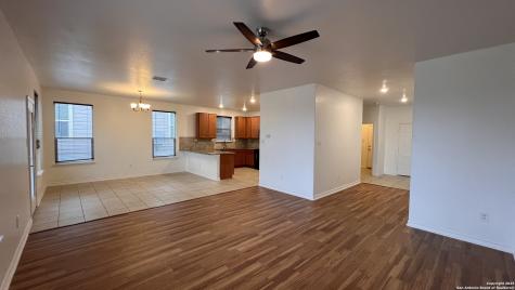 2027 Ares Cove San Antonio TX 78245