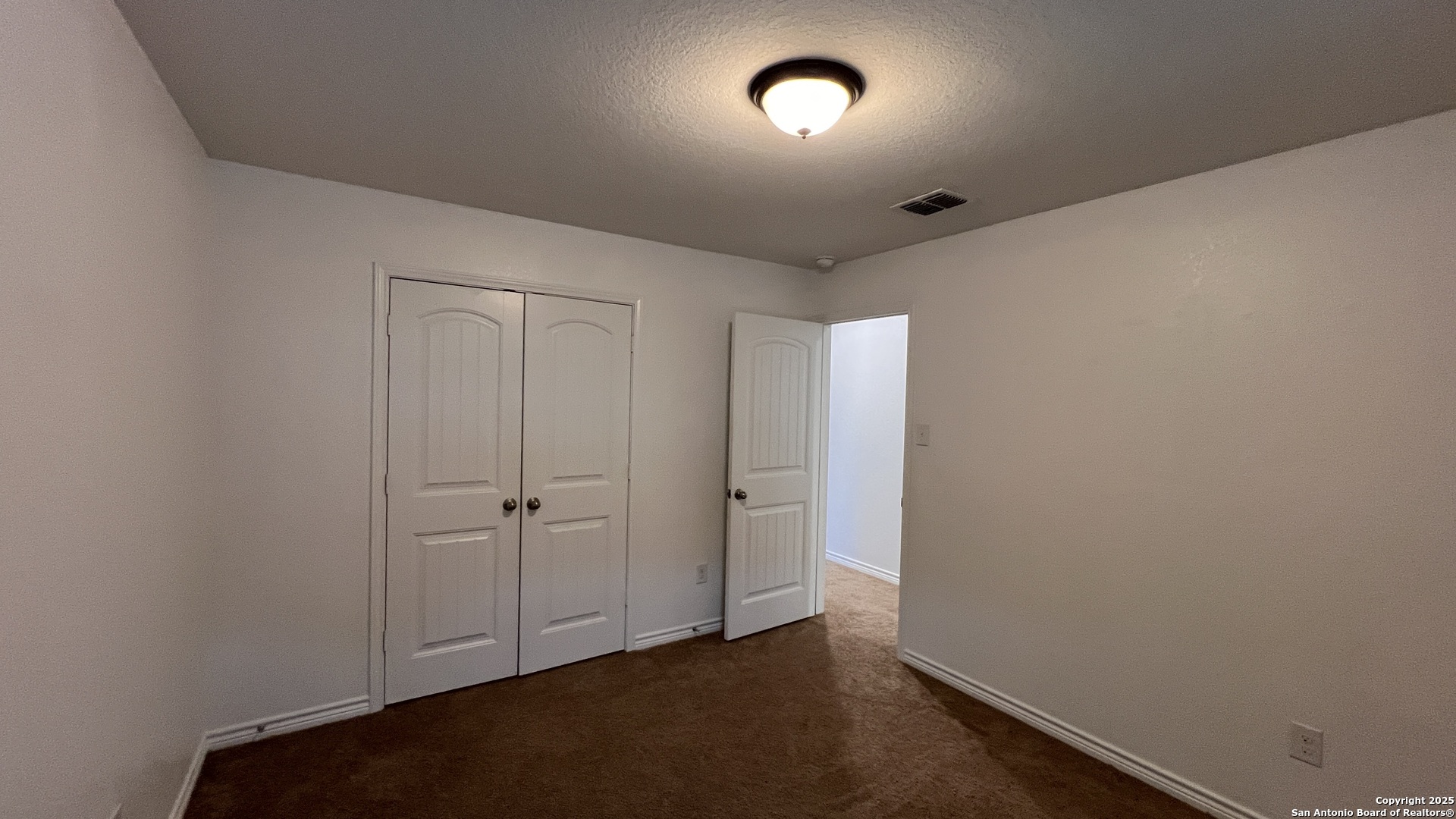 2027 Ares Cove San Antonio TX 78245