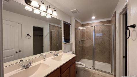 2027 Ares Cove San Antonio TX 78245