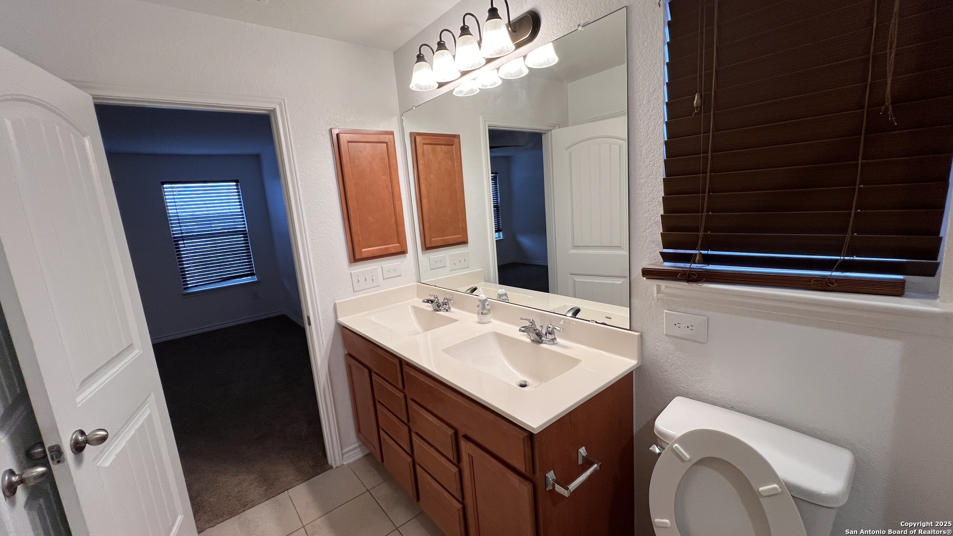 2027 Ares Cove San Antonio TX 78245