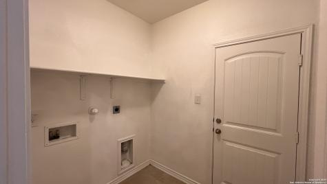 2027 Ares Cove San Antonio TX 78245