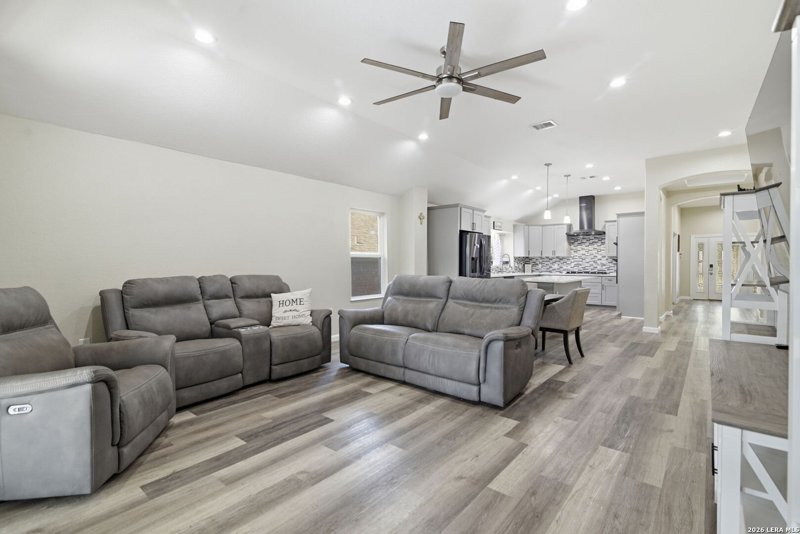 1223 Alpine Pond San Antonio TX 78260