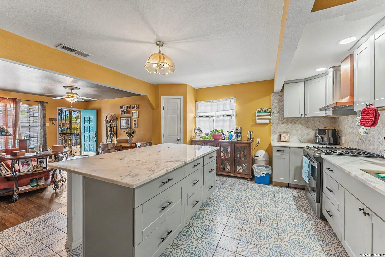 255 Lansing Lane San Antonio TX 78207
