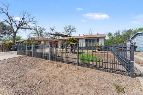 255 Lansing Lane San Antonio TX 78207