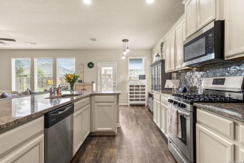 410 Moonvine Way New Braunfels TX 78130